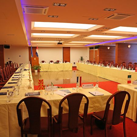 Hotel Kolovare Zadar Ngoại thất bức ảnh